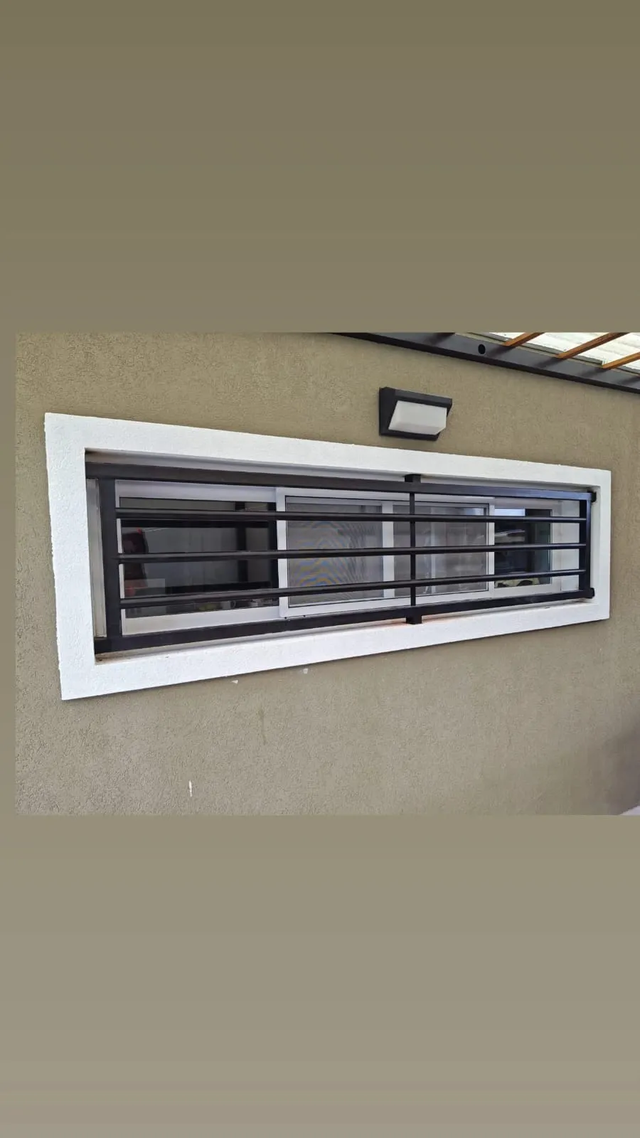 Portón batiente herrería a medida – Creaciones Metalúrgicas